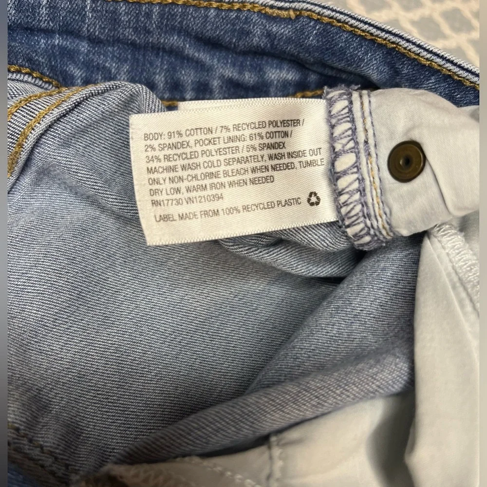 Universal Thread Jeans - Picture 4 of 6